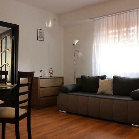 Still Apartament Craiova Exterior foto